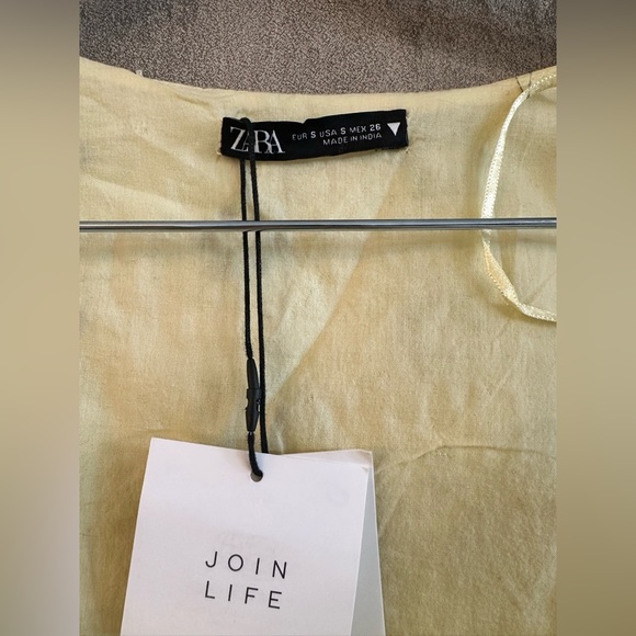 ZARA Puff Sleeve Embroidered Top 💚 - Picture 8 of 10